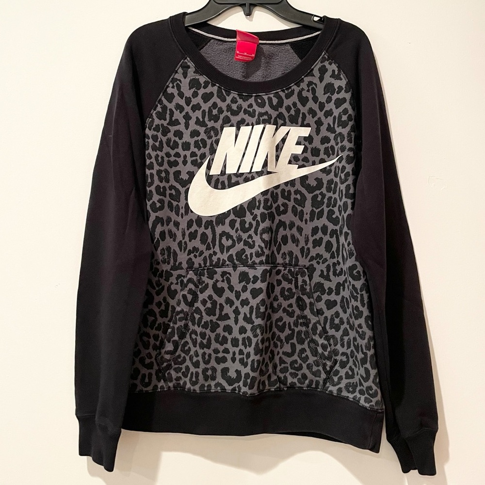 Nike Printed Crew neck